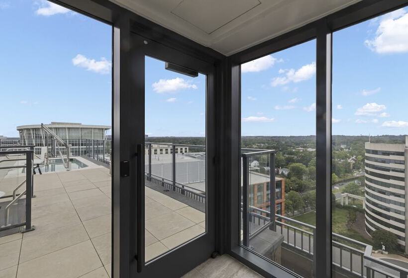 Placemakr Marymount Ballston