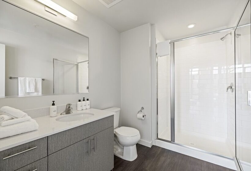 Placemakr Marymount Ballston