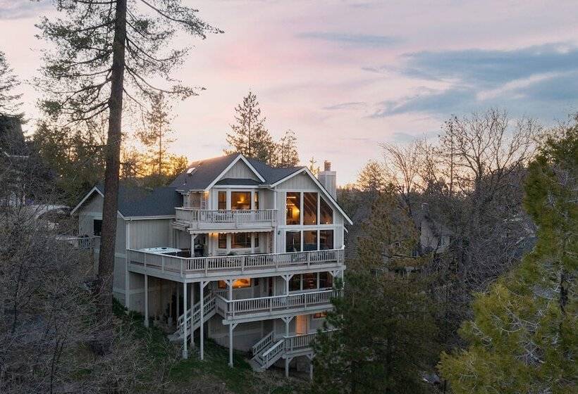 Pollock By Avantstay Stunning Views W/ Movie Room, Hot Tub, Game Room & Large Balcony