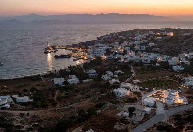 레지던스 Camvillia Donoussa Village Suites