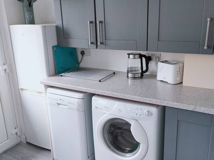 דירת נופש Charming 2 Bed House In Fleetwood, England