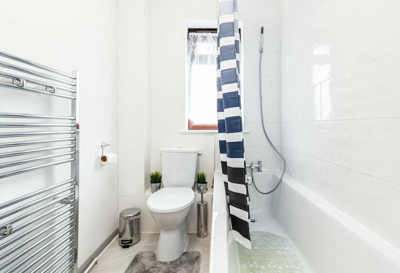 Резиденция Cosy 2 Bed House! Dagenham! Free Parking