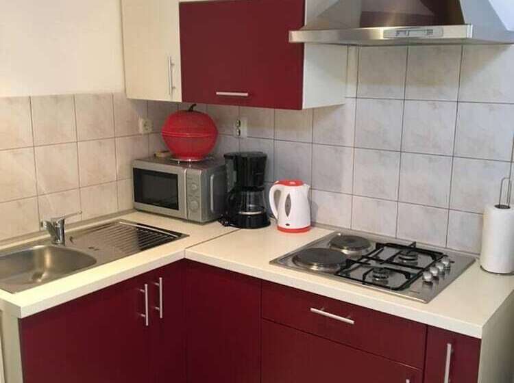 레지던스 Cosy Apartment Near The Beach In Medulin, Croatia