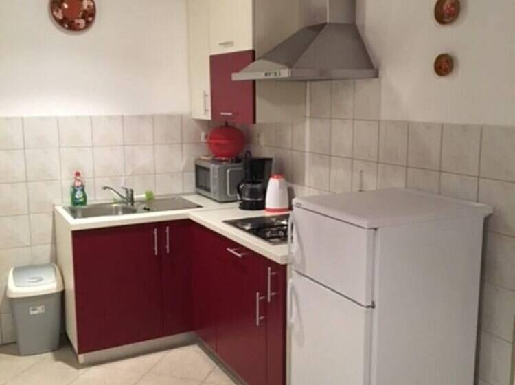 레지던스 Cosy Apartment Near The Beach In Medulin, Croatia