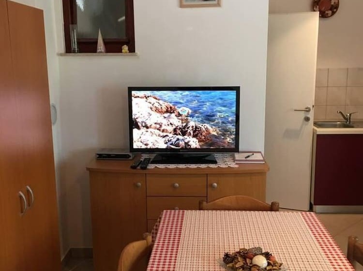 레지던스 Cosy Apartment Near The Beach In Medulin, Croatia