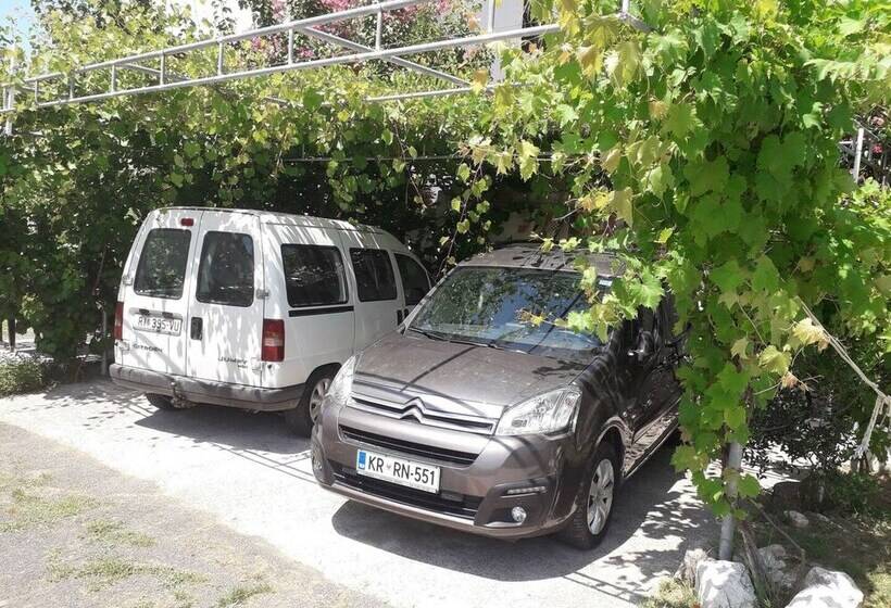 레지던스 Luxurious Seafront Villa In Rab