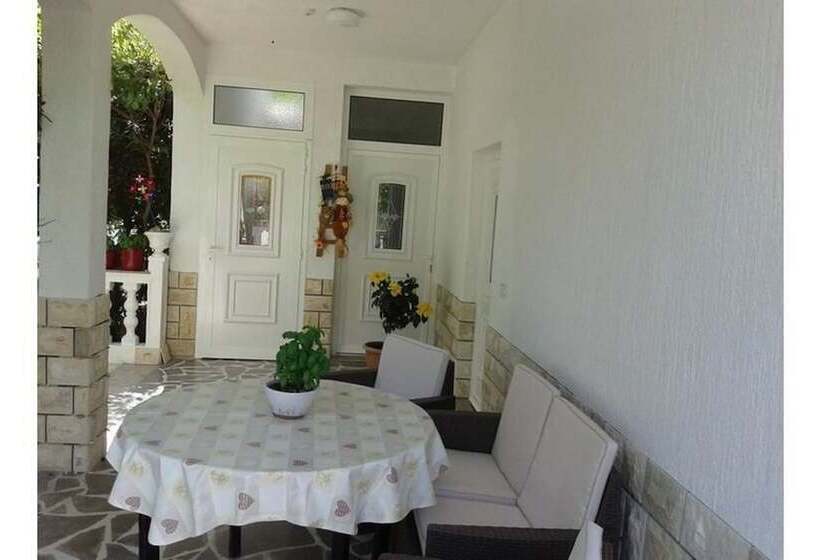 레지던스 Luxurious Seafront Villa In Rab