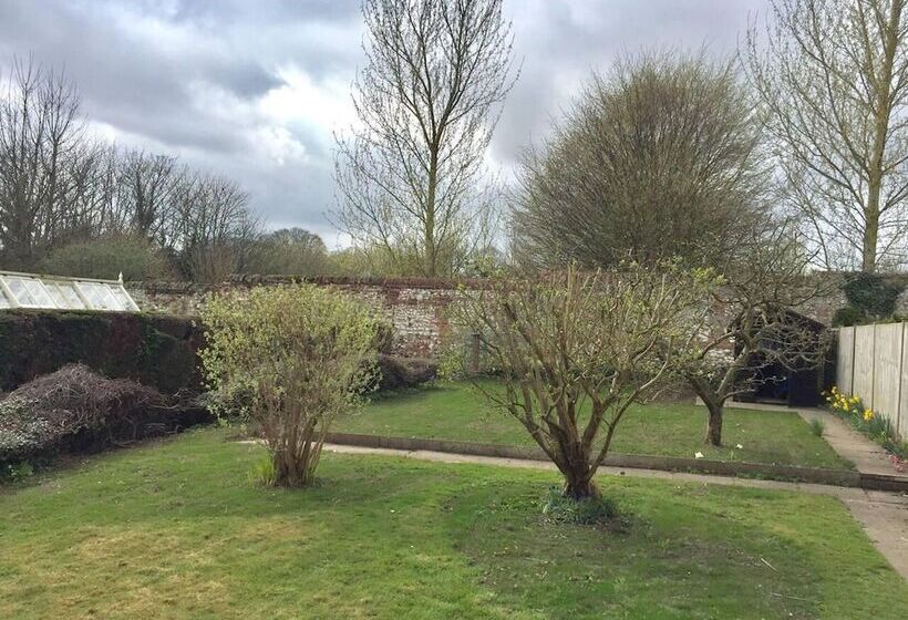 住所  Lovely 3 Bed House, Burnham Market, North Norfolk