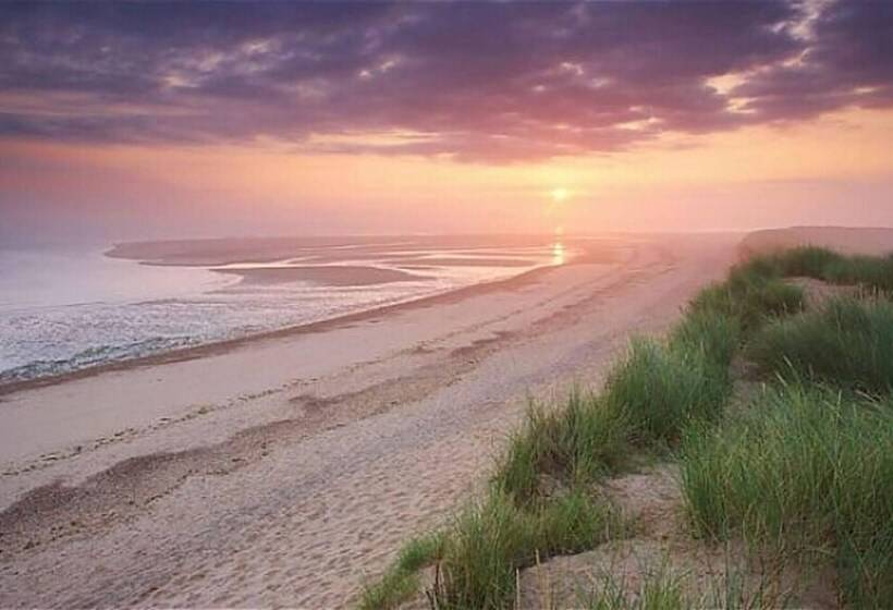 住所  Lovely 3 Bed House, Burnham Market, North Norfolk