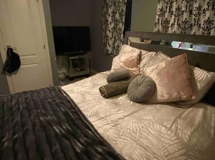 Residence Stunning Apartment In Smethwick, West Midlands