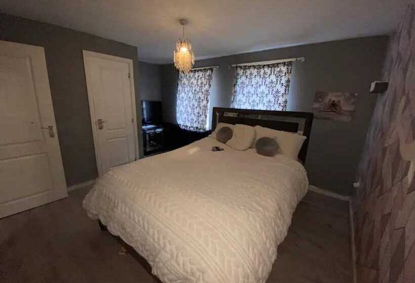 Residence Stunning Apartment In Smethwick, West Midlands