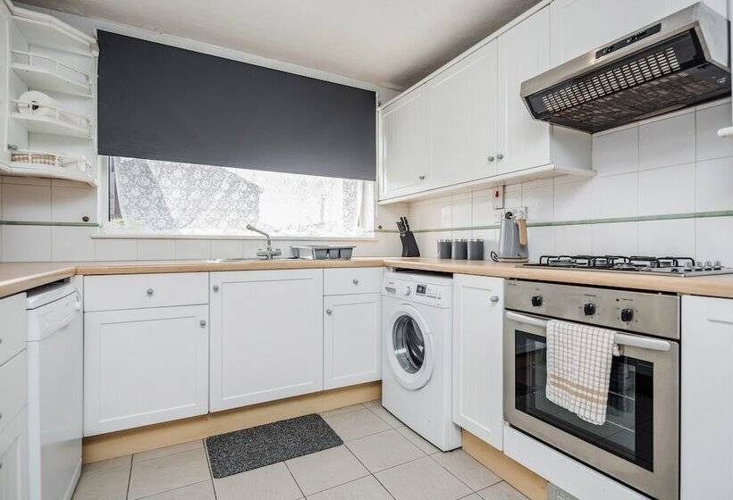 レジデンス Tms Spacious 3 Bed House! Tilbury! Free Parking!