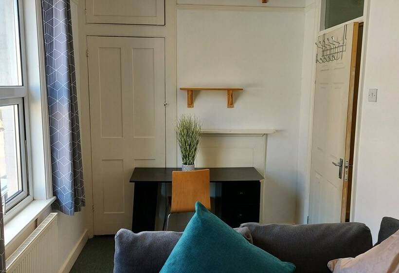إقامة Victoria Heights   Beautiful 3 Bed In Gillingham K