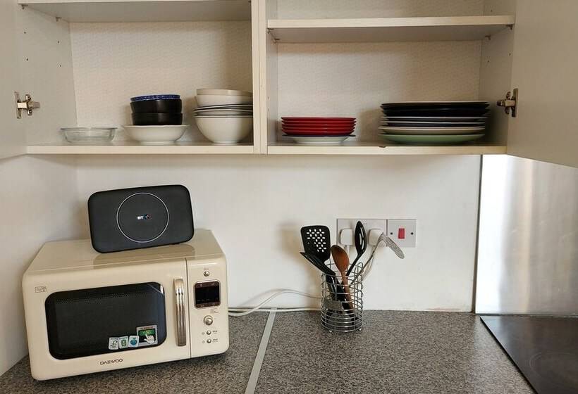 إقامة Victoria Heights   Beautiful 3 Bed In Gillingham K