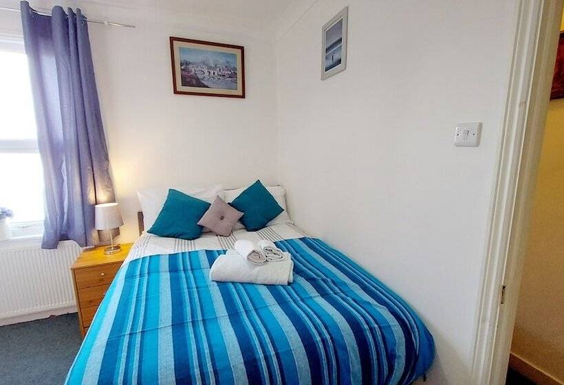 إقامة Victoria Heights   Beautiful 3 Bed In Gillingham K