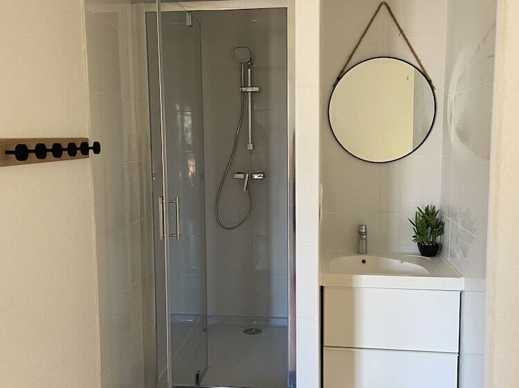 אתר נופש Village Vacances Lou Castelet