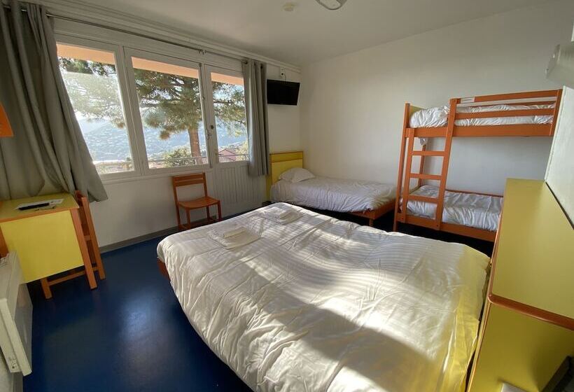 אתר נופש Village Vacances Lou Castelet