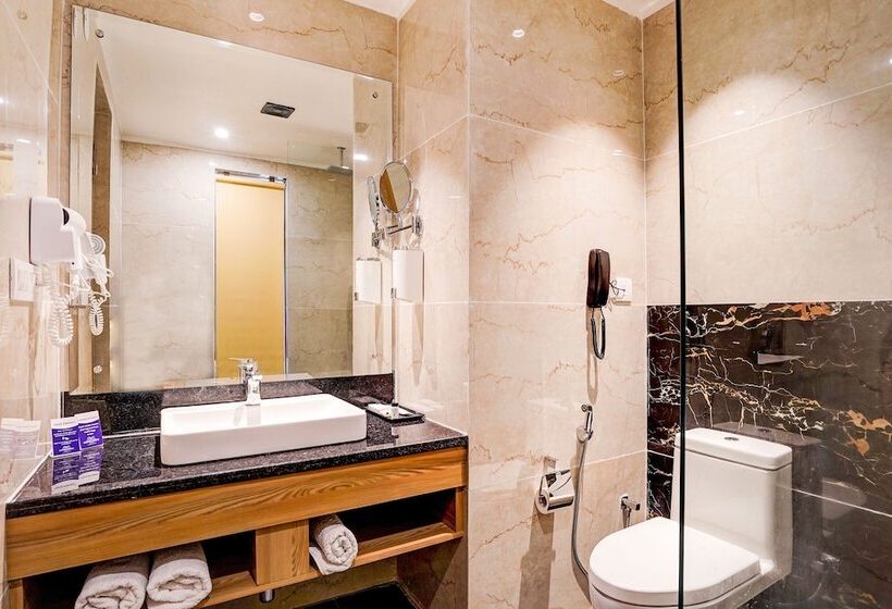 استراحتگاه Naturevilas Sarovar Premiere Manali