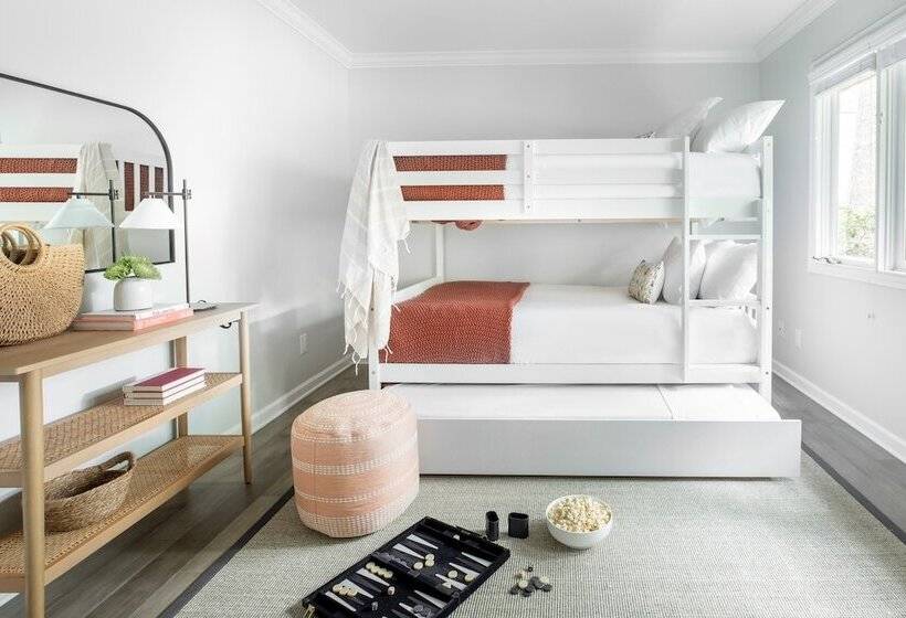 Sea Pine By Avantstay Private Modern Home Surrounded In Lush Greenery Close To Beach