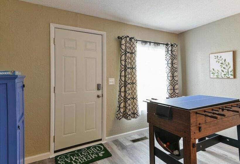 Stay N Play   Downtown Branson   Free Trolley Or Walk To All The Fun!!