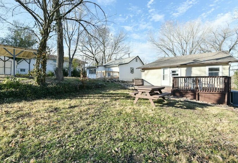 Stay N Play   Downtown Branson   Free Trolley Or Walk To All The Fun!!