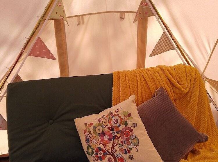 6m Emperor Tent, Near Whitby, With Log Burner
