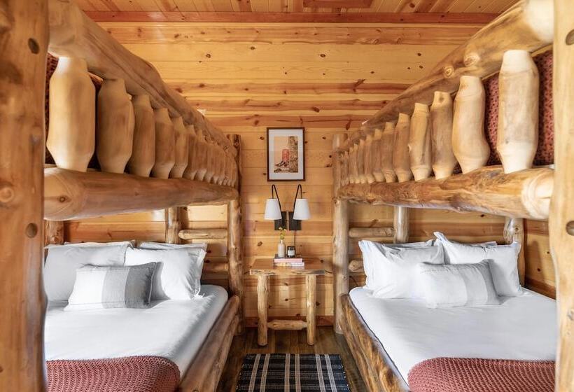 Sugarland By Avantstay Sleeps 28! Home Theatre! Two Hot Tubs! Indoor Pool! Incredible Views!