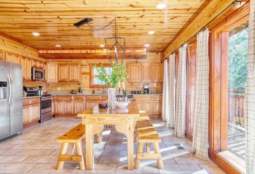 Sycamore By Avantstay Spectacular Mountain Home W/ Indoor Pool, Hot Tub, Home Theatre & Fire Pit!