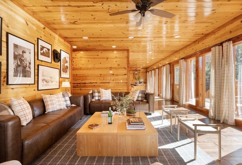 Sycamore By Avantstay Spectacular Mountain Home W/ Indoor Pool, Hot Tub, Home Theatre & Fire Pit!