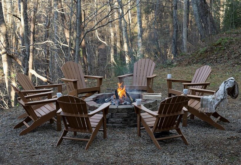 Sycamore By Avantstay Spectacular Mountain Home W/ Indoor Pool, Hot Tub, Home Theatre & Fire Pit!