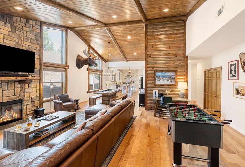 Teddy By Avantstay Majestic Cabin In Big Bear W/ Balcony