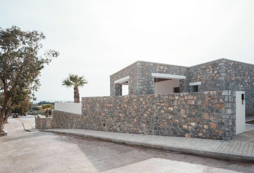 Terra Pietra Luxury Villas & Suites