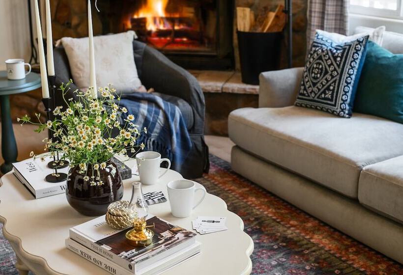 Hartwood By Avantstay Cozy Big Bear Abode W/ Spacious Deck & Stone Fireplace