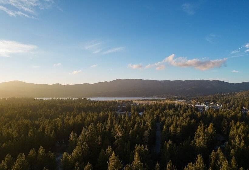 Hartwood By Avantstay Cozy Big Bear Abode W/ Spacious Deck & Stone Fireplace