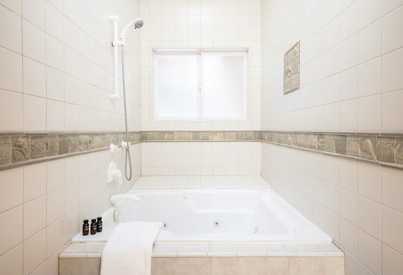 Hartwood By Avantstay Cozy Big Bear Abode W/ Spacious Deck & Stone Fireplace