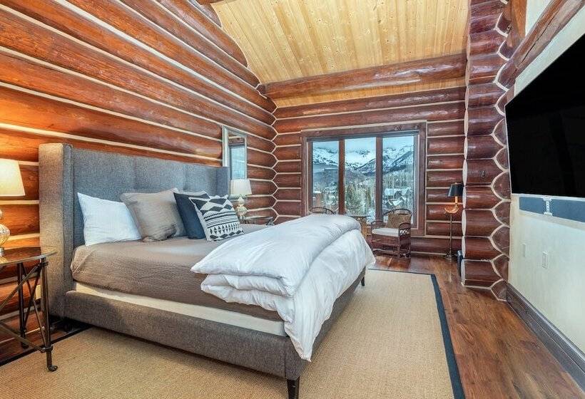 Villas At Tristant 137 By Avantstay Ski In/ Ski Out Home W/ Panoramic Views & Hot Tub