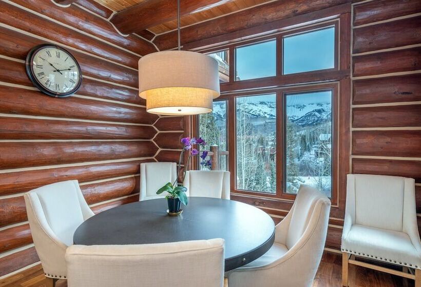 Villas At Tristant 137 By Avantstay Ski In/ Ski Out Home W/ Panoramic Views & Hot Tub