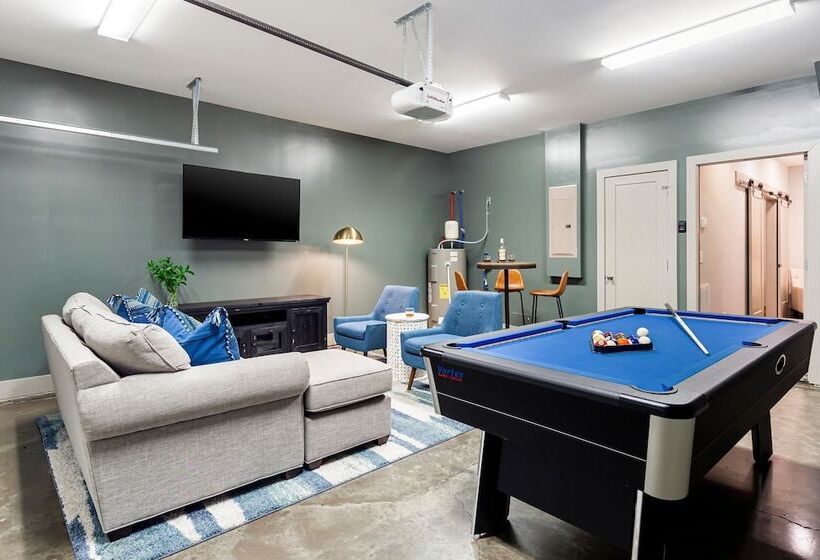Waverly By Avantstay Nashville Inspired Townhome W/ Luxury Kitchen, Pool Table