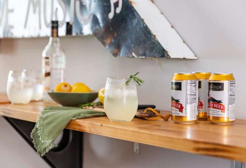 Waverly By Avantstay Nashville Inspired Townhome W/ Luxury Kitchen, Pool Table