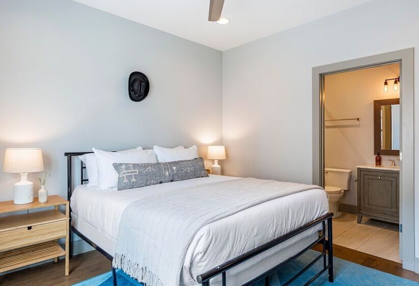 Waverly By Avantstay Nashville Inspired Townhome W/ Luxury Kitchen, Pool Table