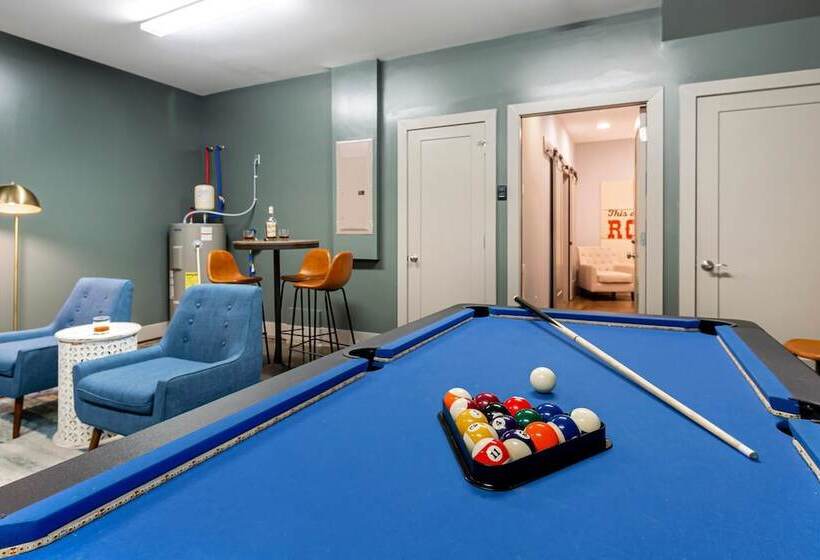 Waverly By Avantstay Nashville Inspired Townhome W/ Luxury Kitchen, Pool Table