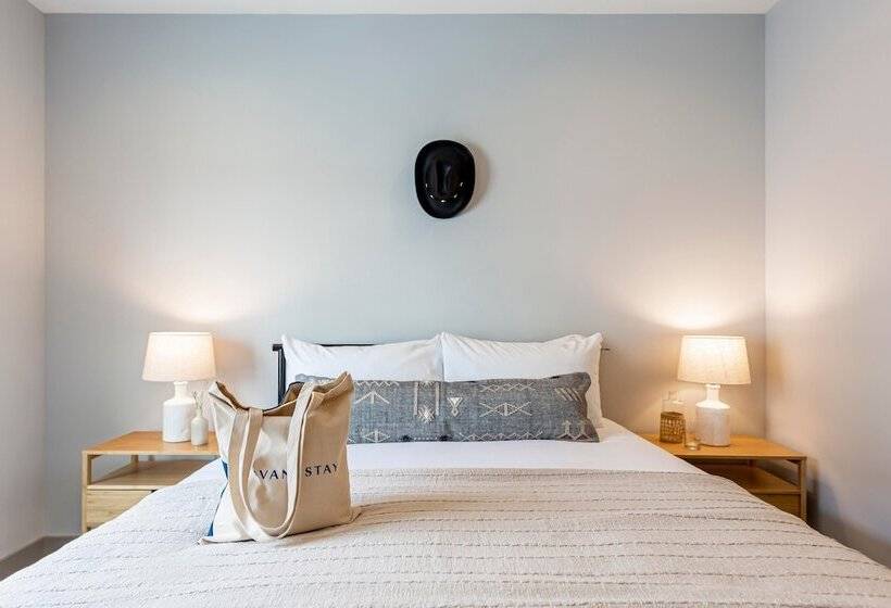 Waverly By Avantstay Nashville Inspired Townhome W/ Luxury Kitchen, Pool Table