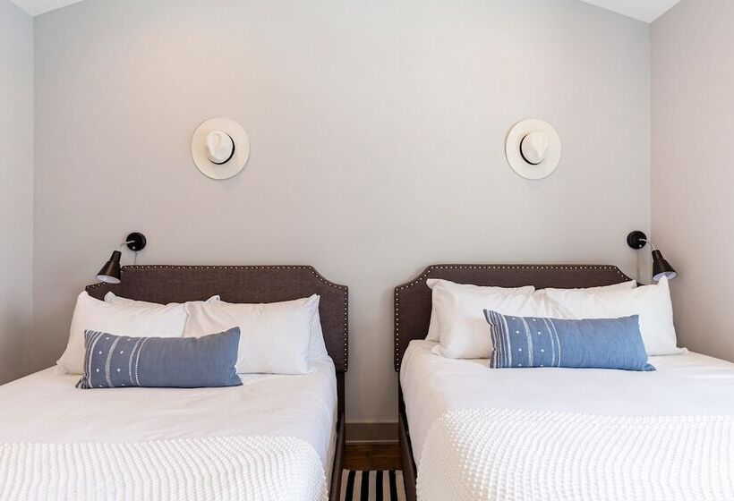 Waverly By Avantstay Nashville Inspired Townhome W/ Luxury Kitchen, Pool Table