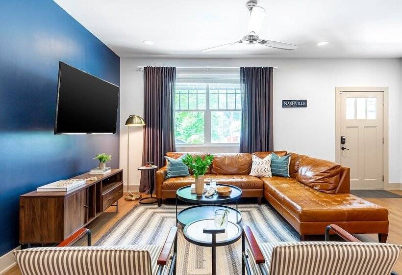 Waverly By Avantstay Nashville Inspired Townhome W/ Luxury Kitchen, Pool Table