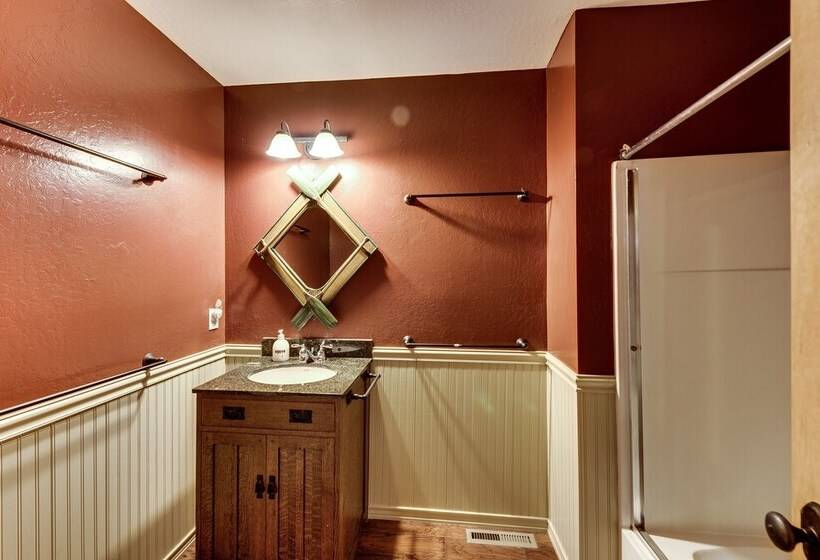 Dos Pinos Spacious Lakefront Cabin W/ Game Room By Yosemite Region Resorts