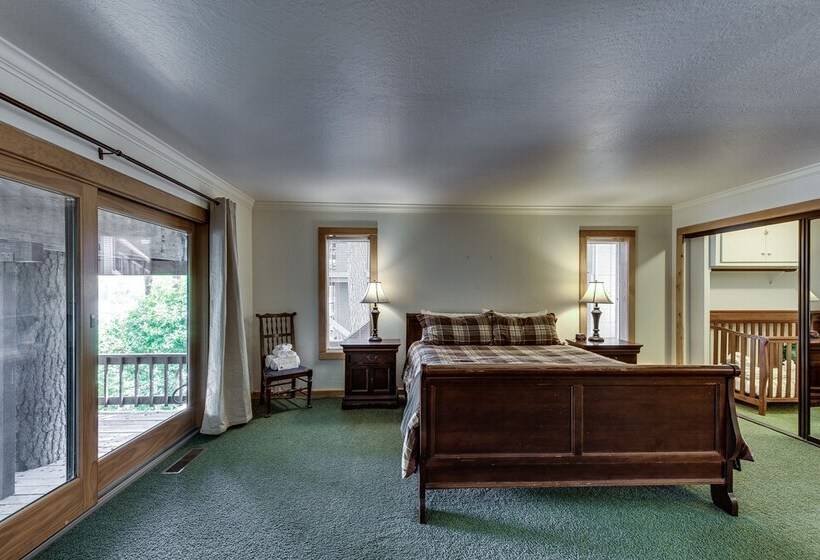 Dos Pinos Spacious Lakefront Cabin W/ Game Room By Yosemite Region Resorts