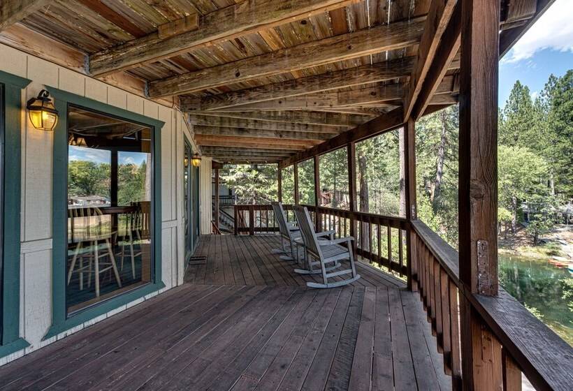 Dos Pinos Spacious Lakefront Cabin W/ Game Room By Yosemite Region Resorts