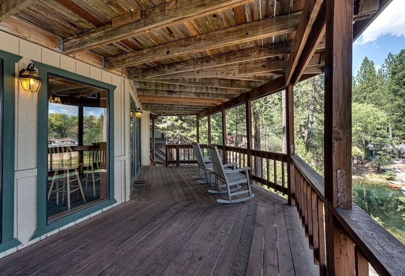 Dos Pinos Spacious Lakefront Cabin W/ Game Room By Yosemite Region Resorts