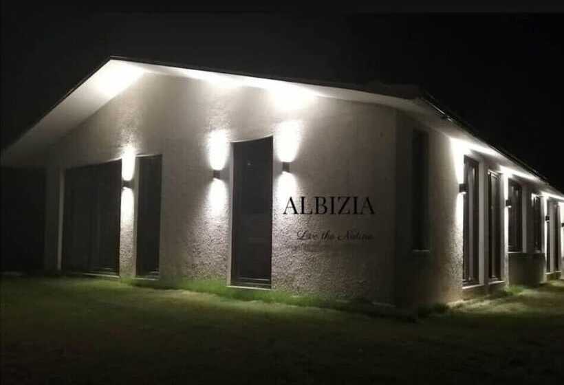 مبيت وإفطار Albizia Boutique