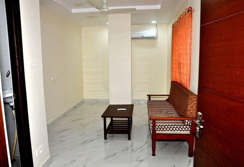 צימר Cosmopolitan Cultural Centre